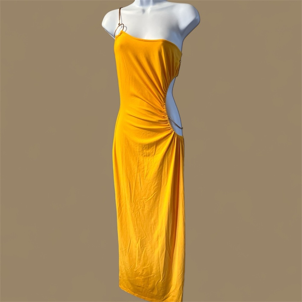 WeWoreWhat One-Shoulder Cutout Maxi Dress in Yellow - Picture 6 of 13